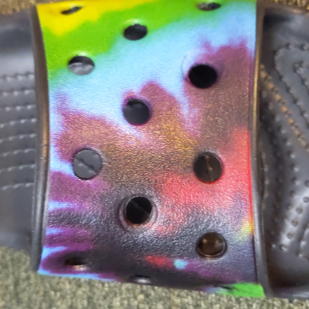 CROCS Tie-Dye Graphic Slides Child Size 12 - Picture 8 of 9